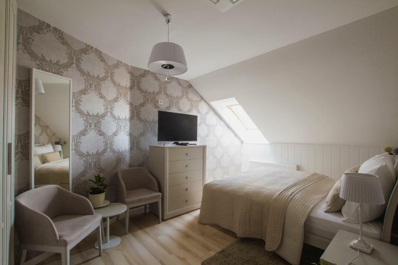Penzion Kuria Nové Mesto nad Váhom Exterior foto